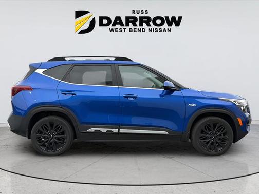 Neptune Blue 2023 Kia Seltos Nightfall Edition