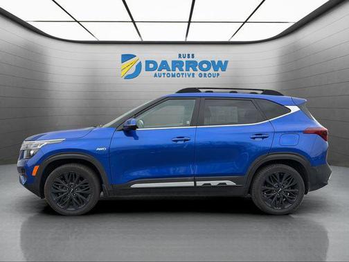 Neptune Blue 2023 Kia Seltos Nightfall Edition
