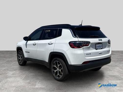 Bright White Clearcoat 2024 Jeep Compass Limited