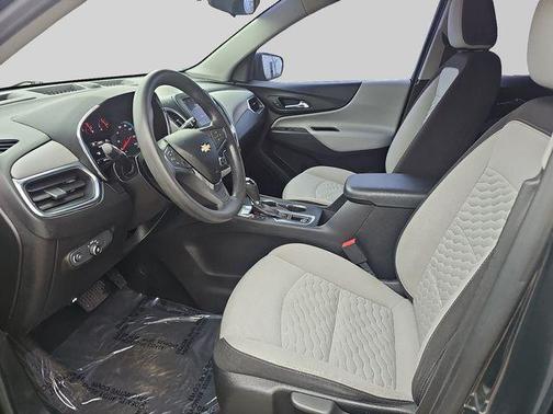 Nightfall Gray Metallic 2021 Chevrolet Equinox LS