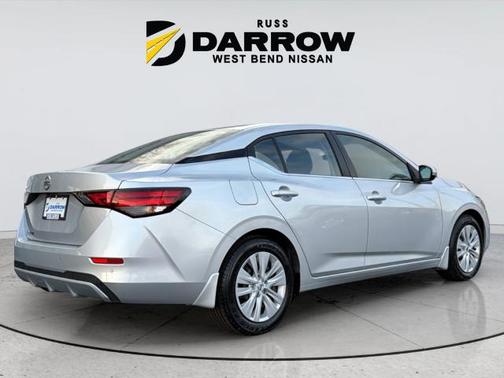 Brilliant Silver Metallic 2023 Nissan Sentra S
