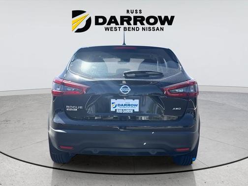 Magnetic Black Pearl 2021 Nissan Rogue Sport S