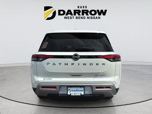 Pearl White Tricoat 2023 Nissan Pathfinder SL 4WD