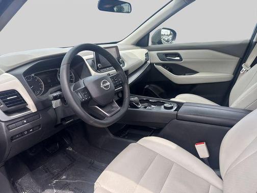 Super Black 2025 Nissan Rogue SV