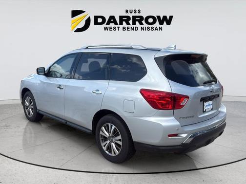 Brilliant Silver Metallic 2019 Nissan Pathfinder SV