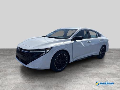 Aspen White Tricoat 2026 Nissan Sentra SR
