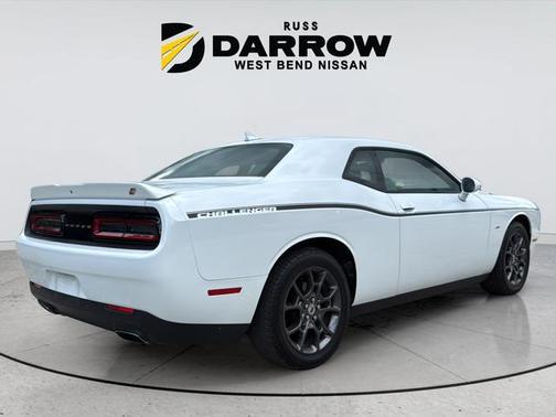 White Knuckle Clearcoat 2018 Dodge Challenger GT