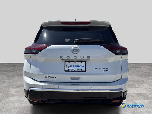 Everest White Pearl Tricoat 2026 Nissan Rogue Platinum