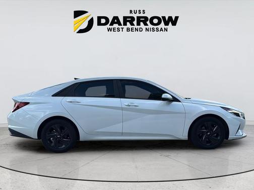 Quartz White 2021 Hyundai ELANTRA SEL