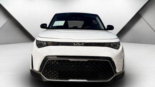Clear White w/Black Roof 2023 Kia Soul S