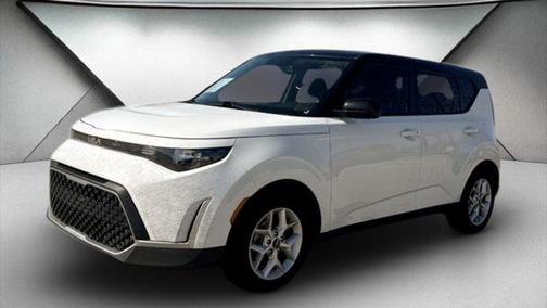 Clear White w/Black Roof 2023 Kia Soul S