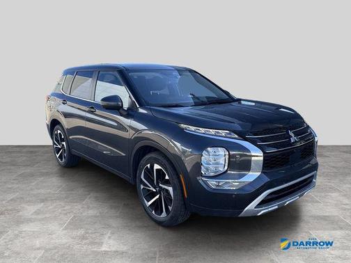 Gray 2024 Mitsubishi Outlander SE S-AWC