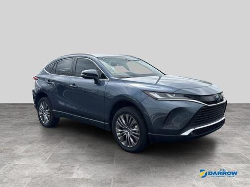 Coastal Gray 2023 Toyota Venza XLE
