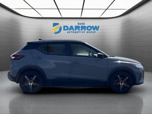 Gray/Super Black 2023 Nissan Kicks SV