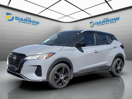 Gray/Super Black 2023 Nissan Kicks SV