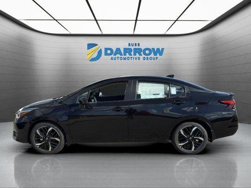 Super Black 2025 Nissan Versa 1.6 S