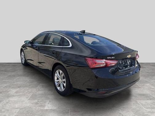 Black 2019 Chevrolet Malibu LT