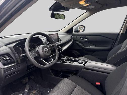 Gun Metallic 2024 Nissan Rogue SV