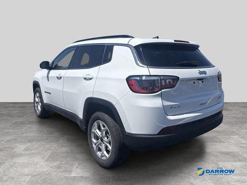 Bright White Clearcoat 2025 Jeep Compass Latitude