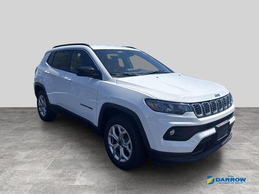 Bright White Clearcoat 2025 Jeep Compass Latitude