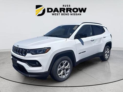 Bright White Clearcoat 2025 Jeep Compass Latitude