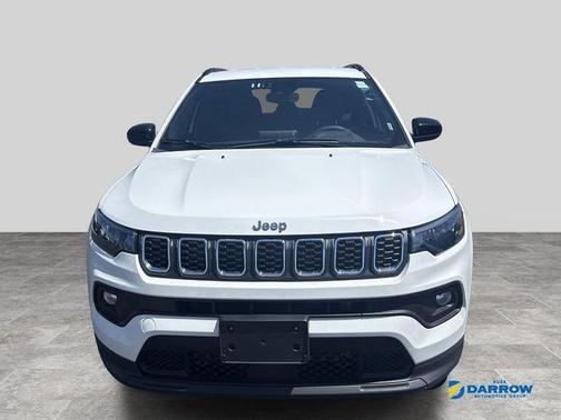 Bright White Clearcoat 2025 Jeep Compass Latitude
