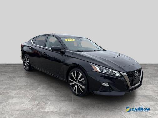 Super Black Clearcoat 2022 Nissan Altima SR FWD