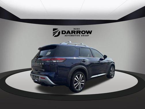 2024 Nissan Pathfinder Platinum 4WD