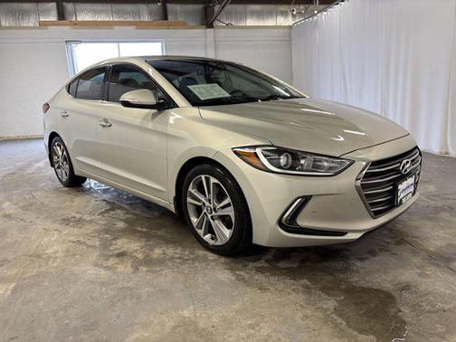 2017 Hyundai ELANTRA Limited