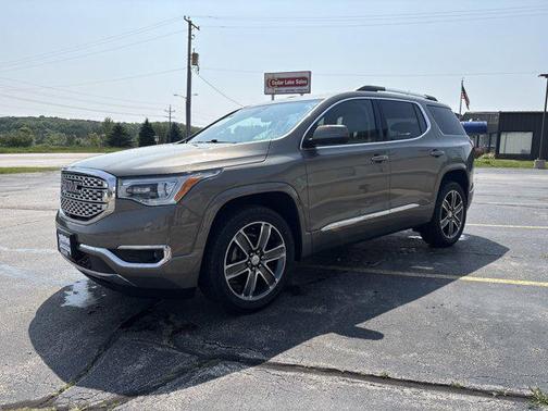 2019 GMC Acadia Denali