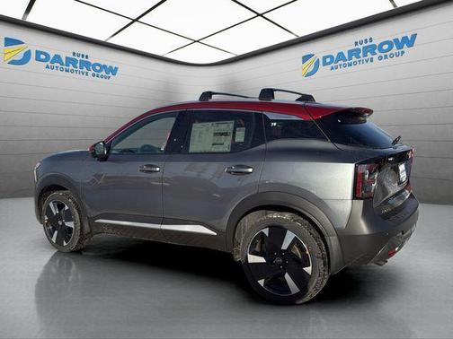 Gun Metallic/Scarlet Ember Tintcoat 2026 Nissan Kicks SR