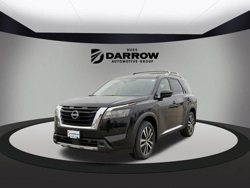 2025 Nissan Pathfinder Platinum 4WD