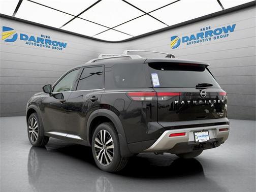 2025 Nissan Pathfinder Platinum 4WD