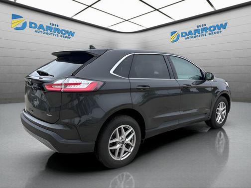 Forged Green Metallic 2022 Ford Edge SEL