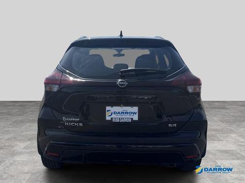 Super Black 2023 Nissan Kicks SR