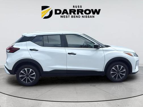 Fresh Powder 2024 Nissan Kicks S