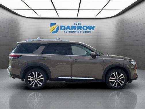 2023 Nissan Pathfinder Platinum 4WD