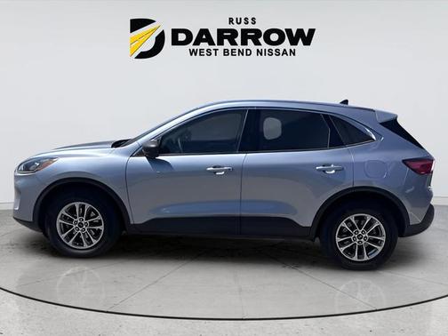 Blue Silver Metallic 2022 Ford Escape SE