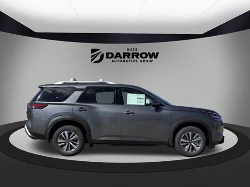 2025 Nissan Pathfinder SL 4WD