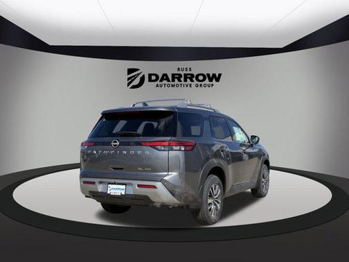 2025 Nissan Pathfinder SL 4WD