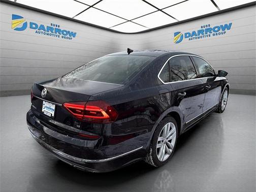 2018 Volkswagen Passat 3.6L SEL Premium