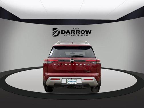 2025 Nissan Pathfinder Platinum 4WD