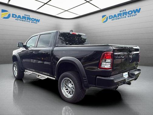 Diamond Black Crystal Pearlcoat 2021 RAM 1500 Big Horn/Lone Star