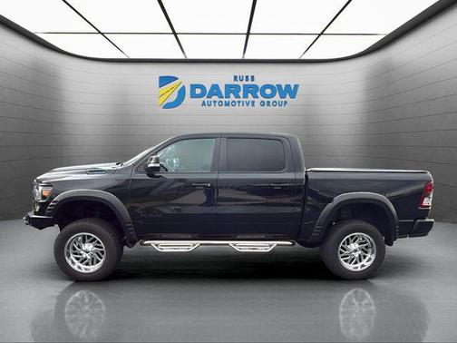Diamond Black Crystal Pearlcoat 2021 RAM 1500 Big Horn/Lone Star