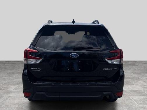 Crystal Black Silica 2021 Subaru Forester Premium