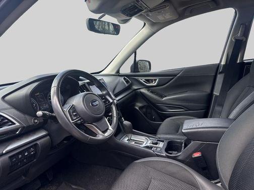 Crystal Black Silica 2021 Subaru Forester Premium