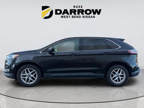 Black Metallic 2022 Ford Edge SEL