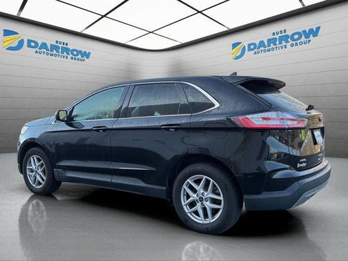 Black Metallic 2022 Ford Edge SEL