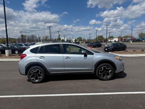 Ice Silver Metallic 2014 Subaru XV Crosstrek 2.0i Premium