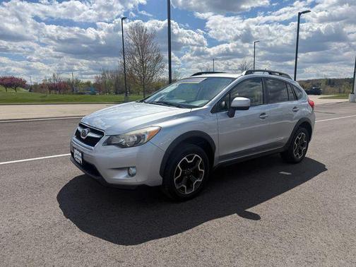 Ice Silver Metallic 2014 Subaru XV Crosstrek 2.0i Premium